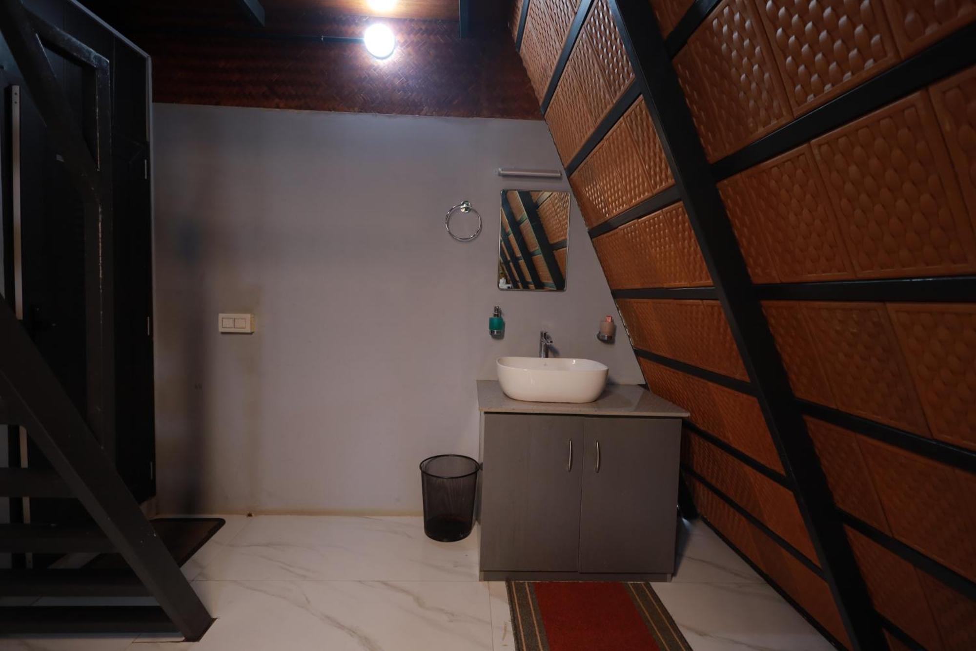 Holistic Stay Eco-Resort & Ayurvedic Retreat Paithalmala Екстериор снимка