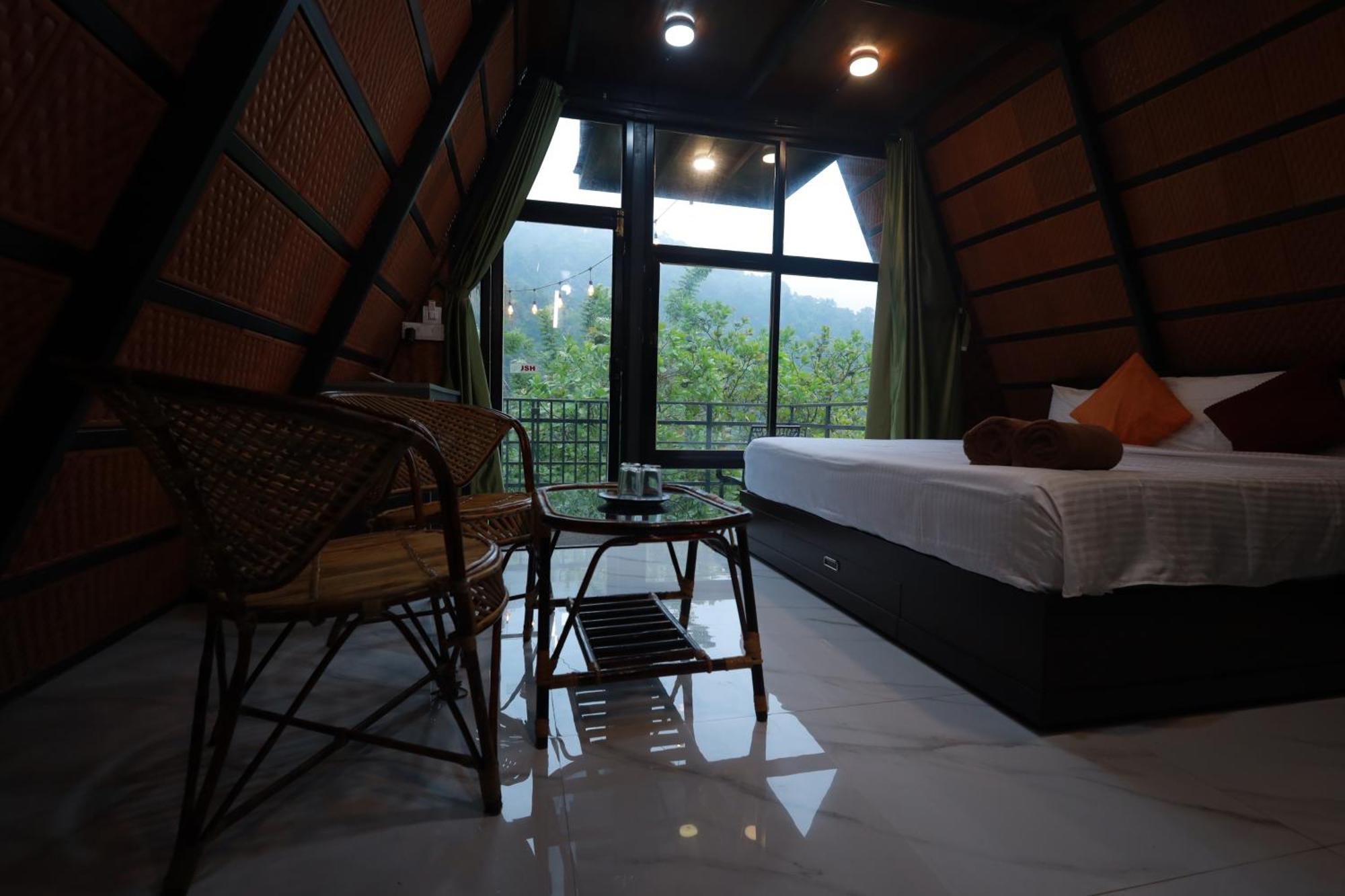 Holistic Stay Eco-Resort & Ayurvedic Retreat Paithalmala Екстериор снимка