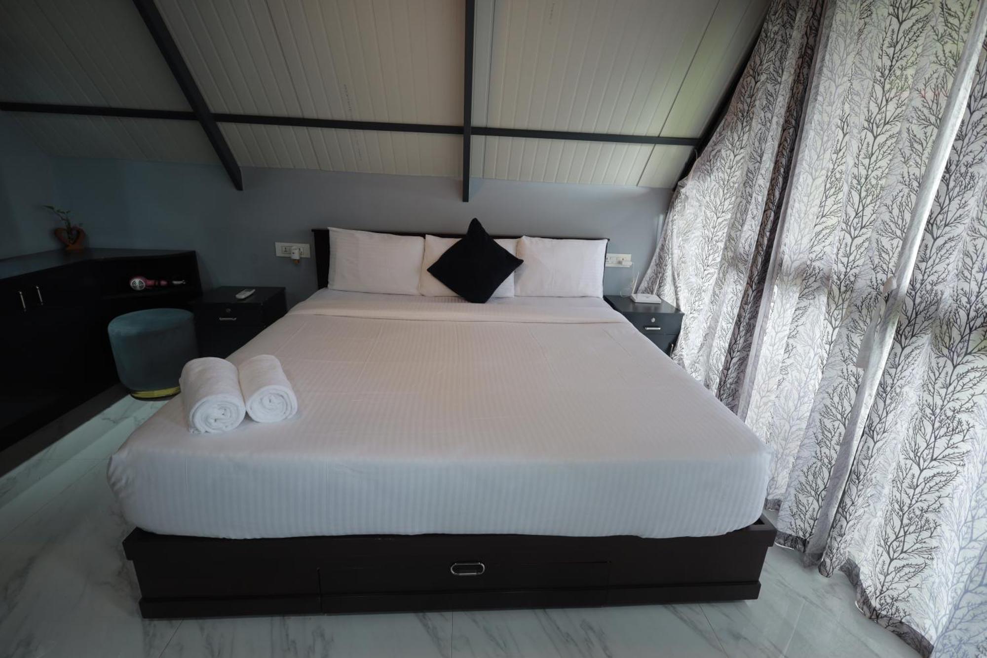 Holistic Stay Eco-Resort & Ayurvedic Retreat Paithalmala Екстериор снимка