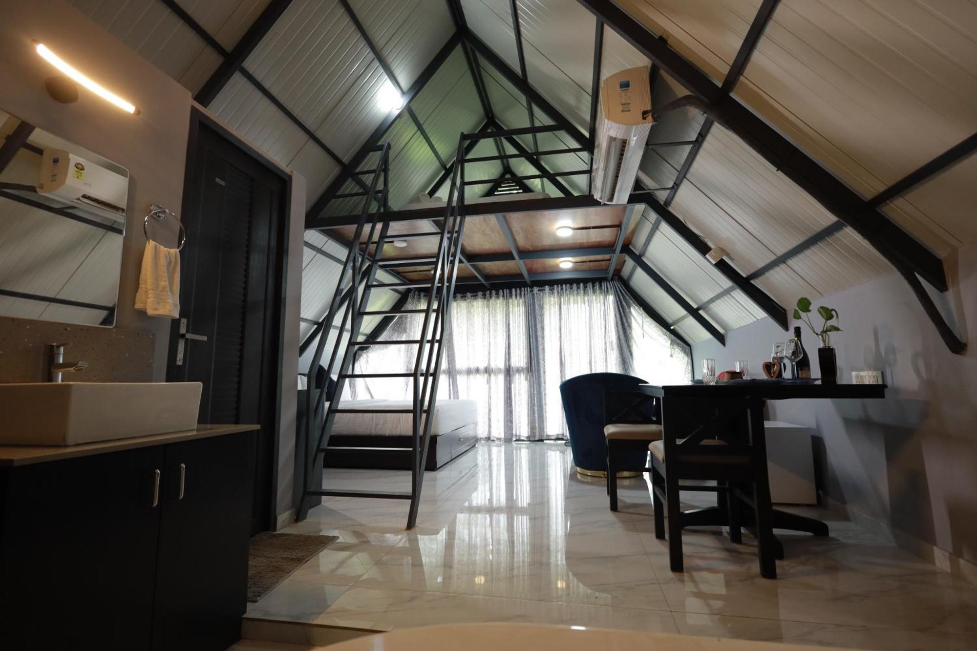 Holistic Stay Eco-Resort & Ayurvedic Retreat Paithalmala Екстериор снимка