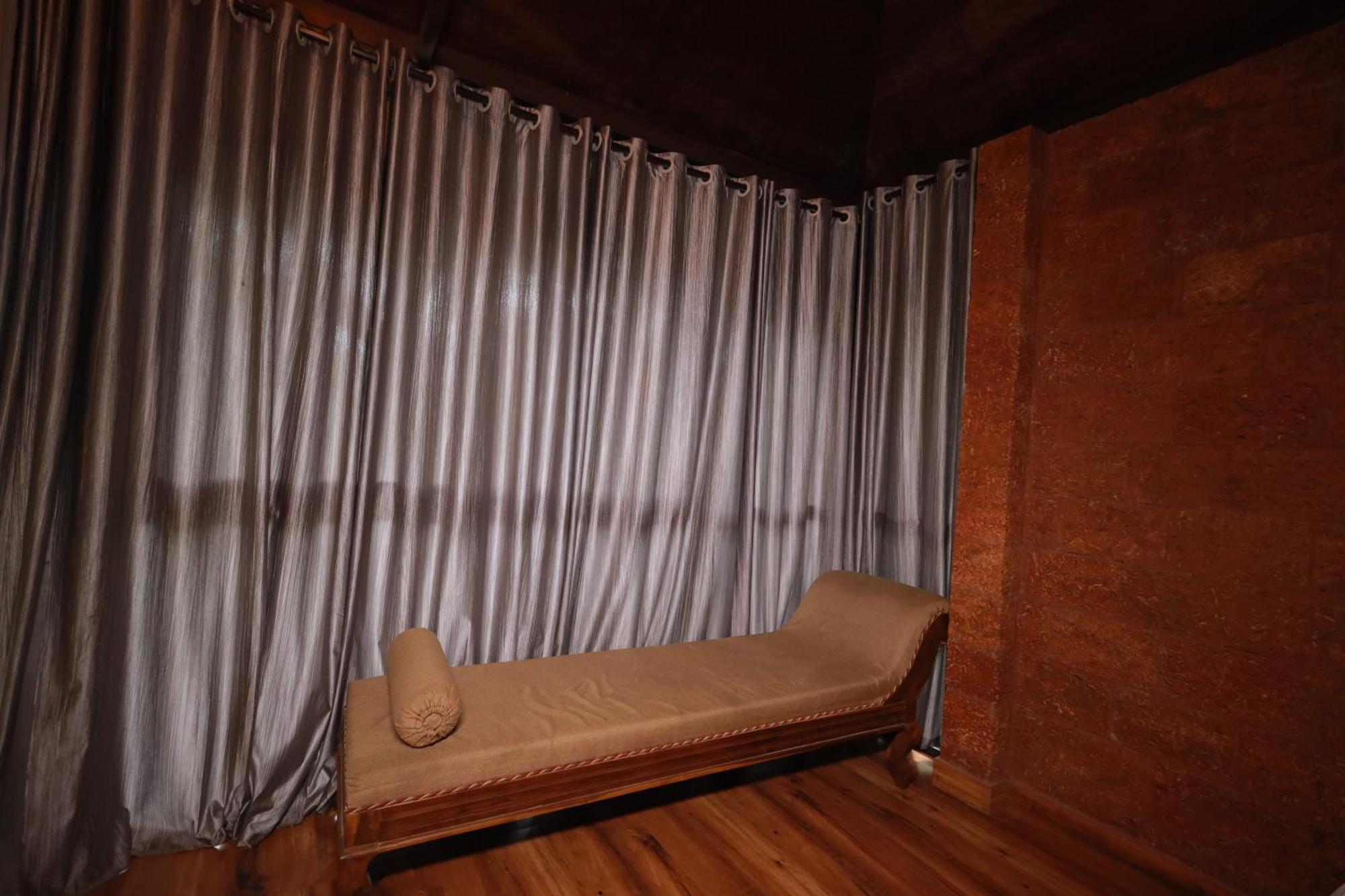 Holistic Stay Eco-Resort & Ayurvedic Retreat Paithalmala Екстериор снимка