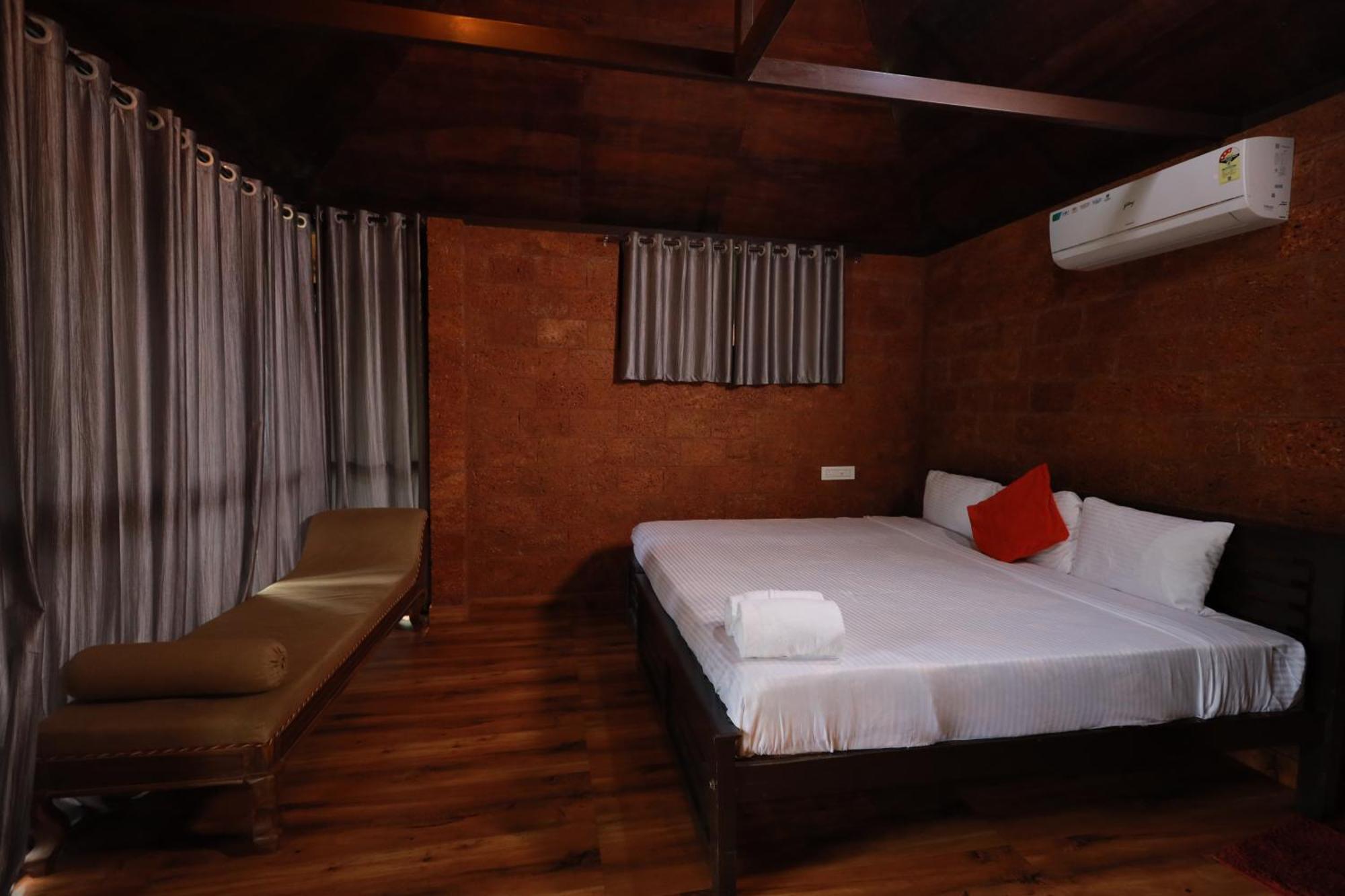 Holistic Stay Eco-Resort & Ayurvedic Retreat Paithalmala Екстериор снимка