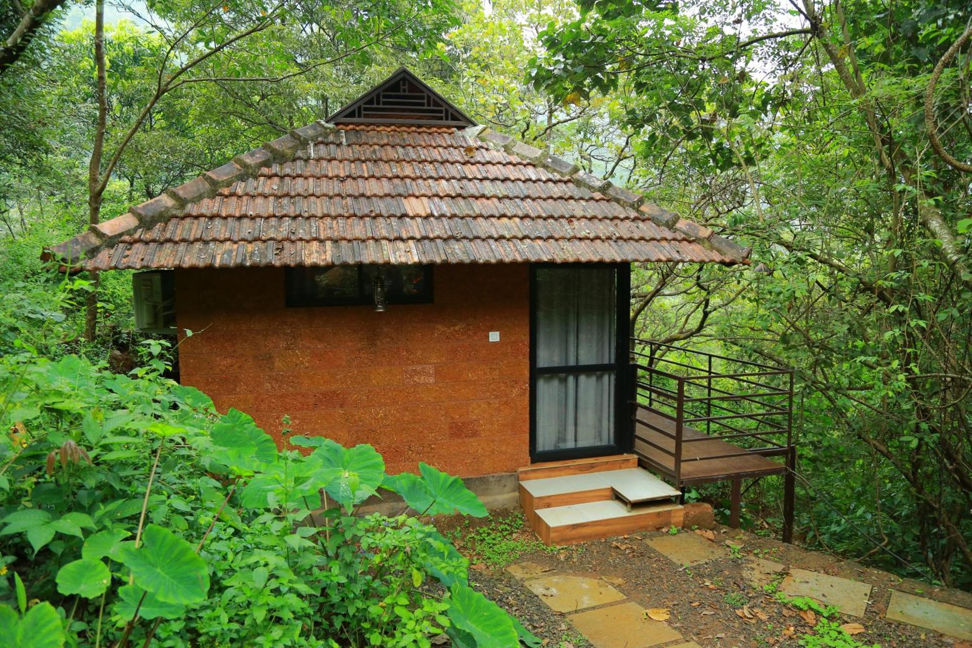 Holistic Stay Eco-Resort & Ayurvedic Retreat Paithalmala Екстериор снимка
