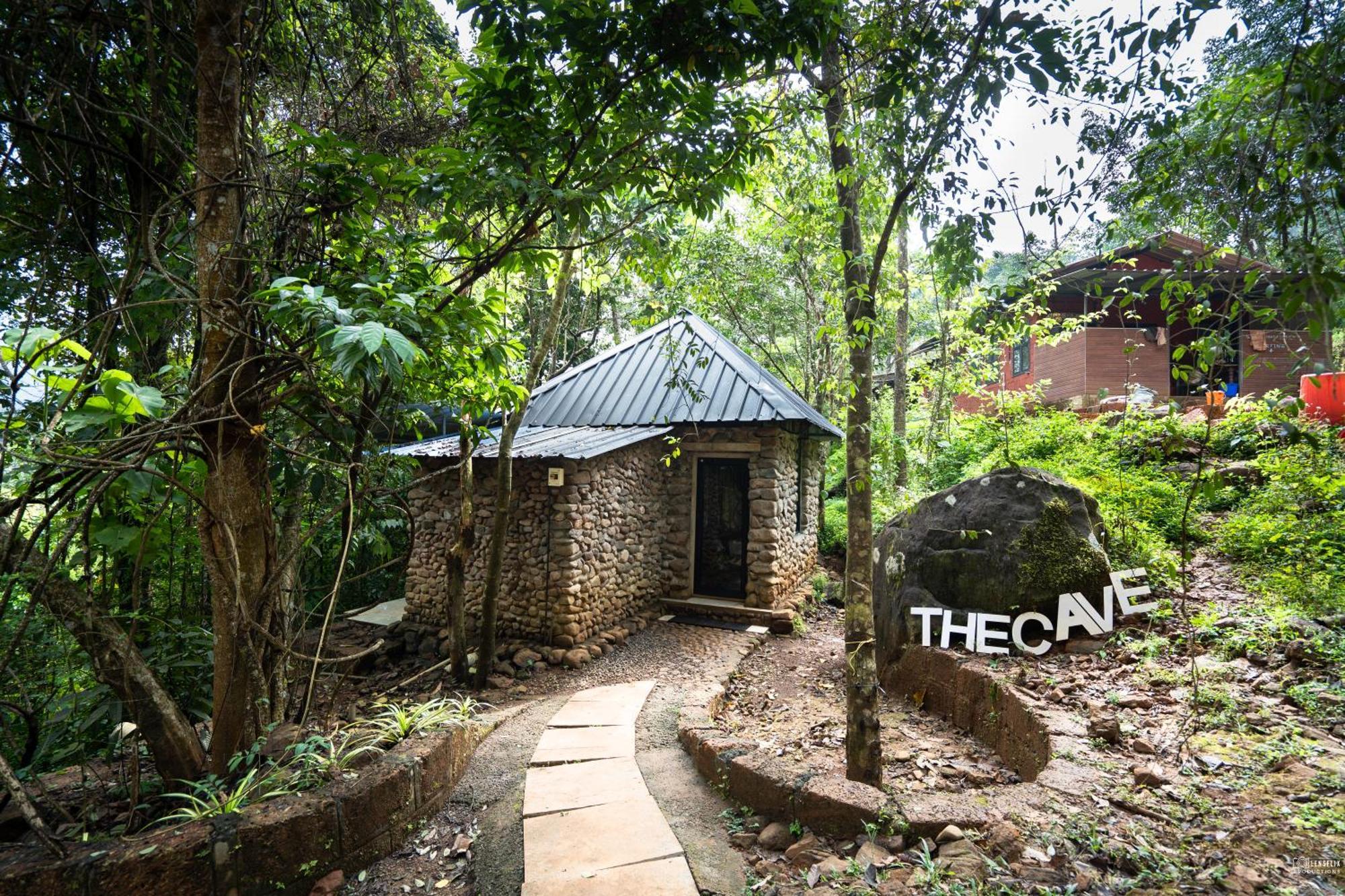 Holistic Stay Eco-Resort & Ayurvedic Retreat Paithalmala Екстериор снимка